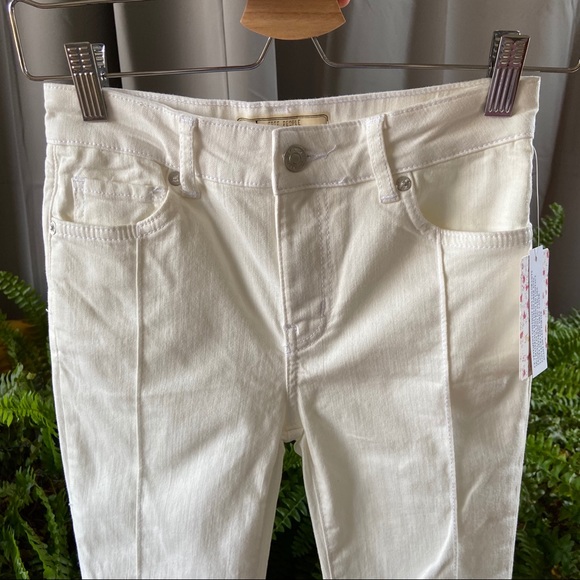 Free People Del Wray Step Hem Stretch Skinny Jean - Picture 9 of 12